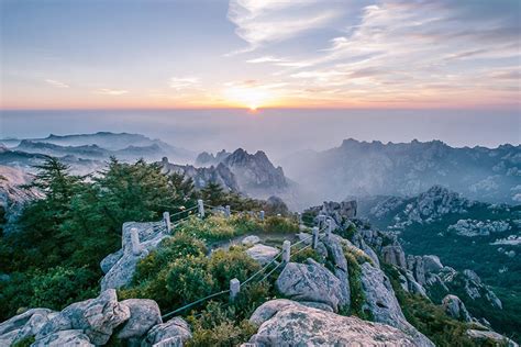 如何坐車去嶗山：嶗山的風景與交通方式，是古人尋幽探勝的重要途徑。